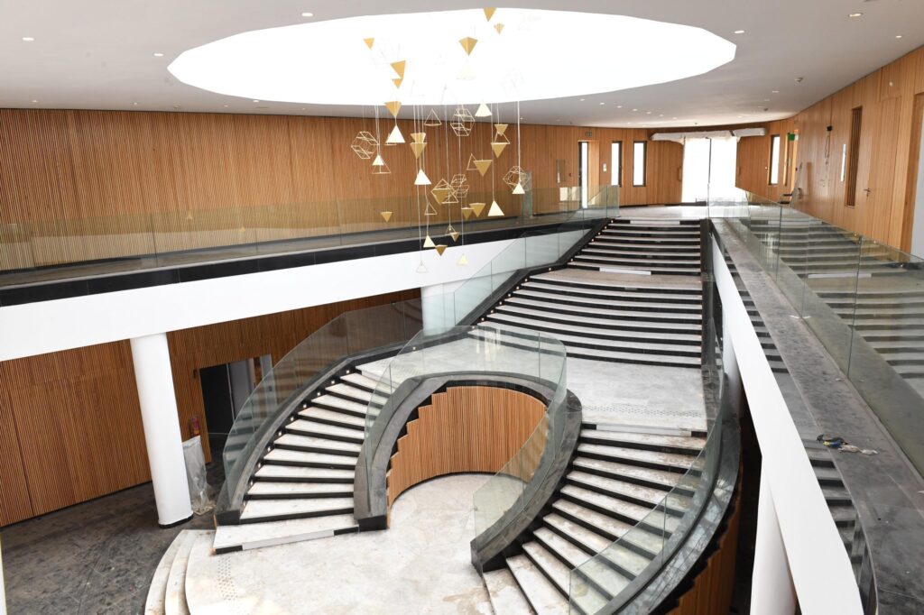 Modern facilities of INSMAC