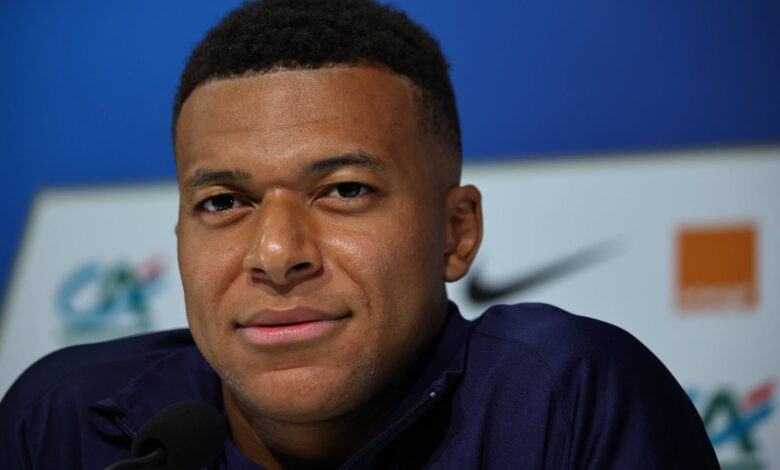 kylian mbappe le capitaine des bleus photo sipa mateusz birecki 1757008635