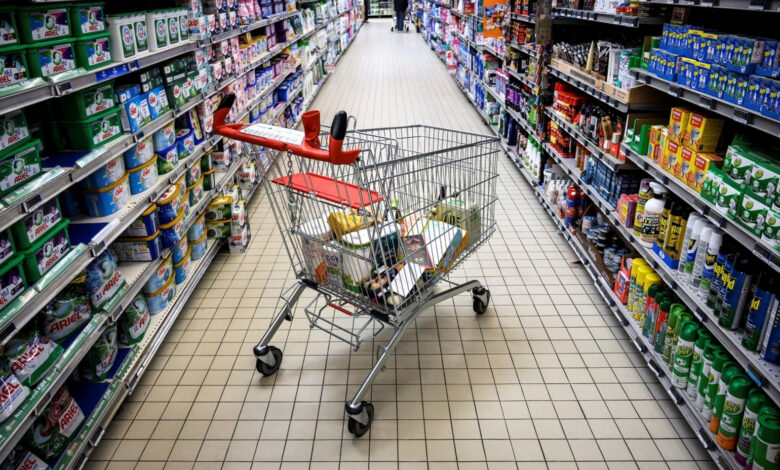1611477 une allee de supermarche illustration 1