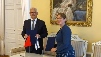 Water: Morocco and Finland Launch Joint Working Group to Enhance Cooperation 4 وزير التجهيز والماء، نزار بركة، ووزيرة الزراعة والغابات الفنلندية، ساري إيسايا 860x450 1