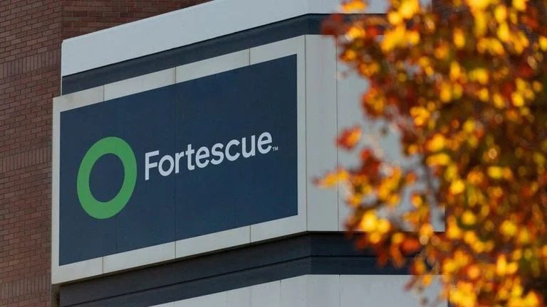 Fortescue Prepares Its Mining Exploration Campaigns in Morocco 1 2025 12 03T110253Z 2 LYNXMPELB20JM RTROPTP 4 CHINA GREENSTEEL IRONORE