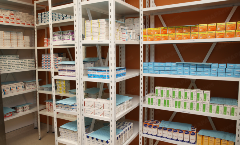 medicaments medicament pharmacie scaled